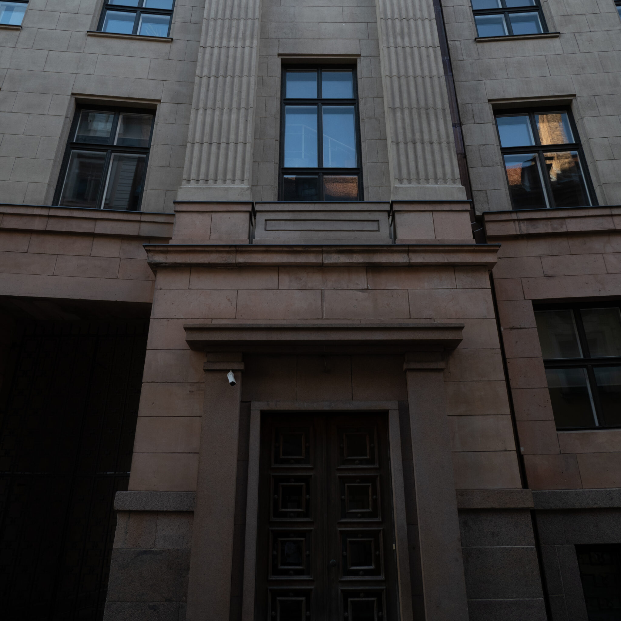 P1127396