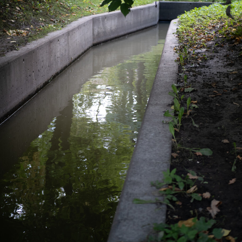P1163036